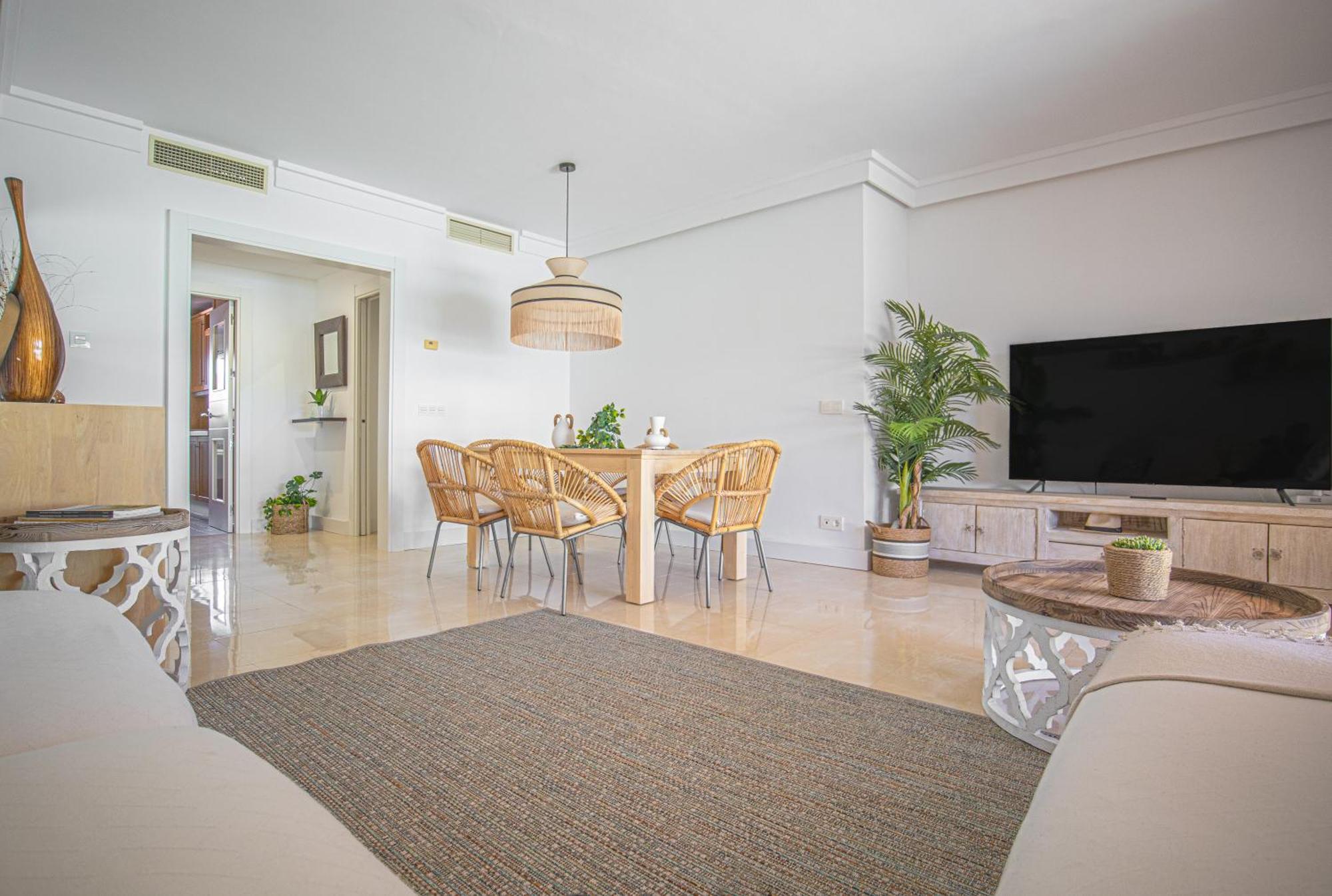Buenti Apartments Estepona Exterior photo